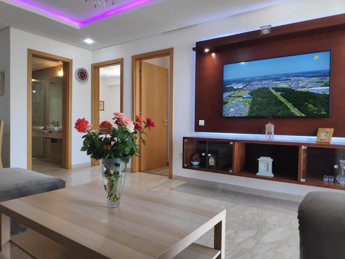 La Marina Luxury Apartment Fully Furnished Free Wifi, High Standard Residence, Amazing Prime Location Close To Restaurants, Transport, Beach And Bouregreg River Salé Dış mekan fotoğraf