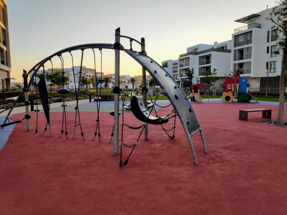 La Marina Luxury Apartment Fully Furnished Free Wifi, High Standard Residence, Amazing Prime Location Close To Restaurants, Transport, Beach And Bouregreg River Salé Dış mekan fotoğraf